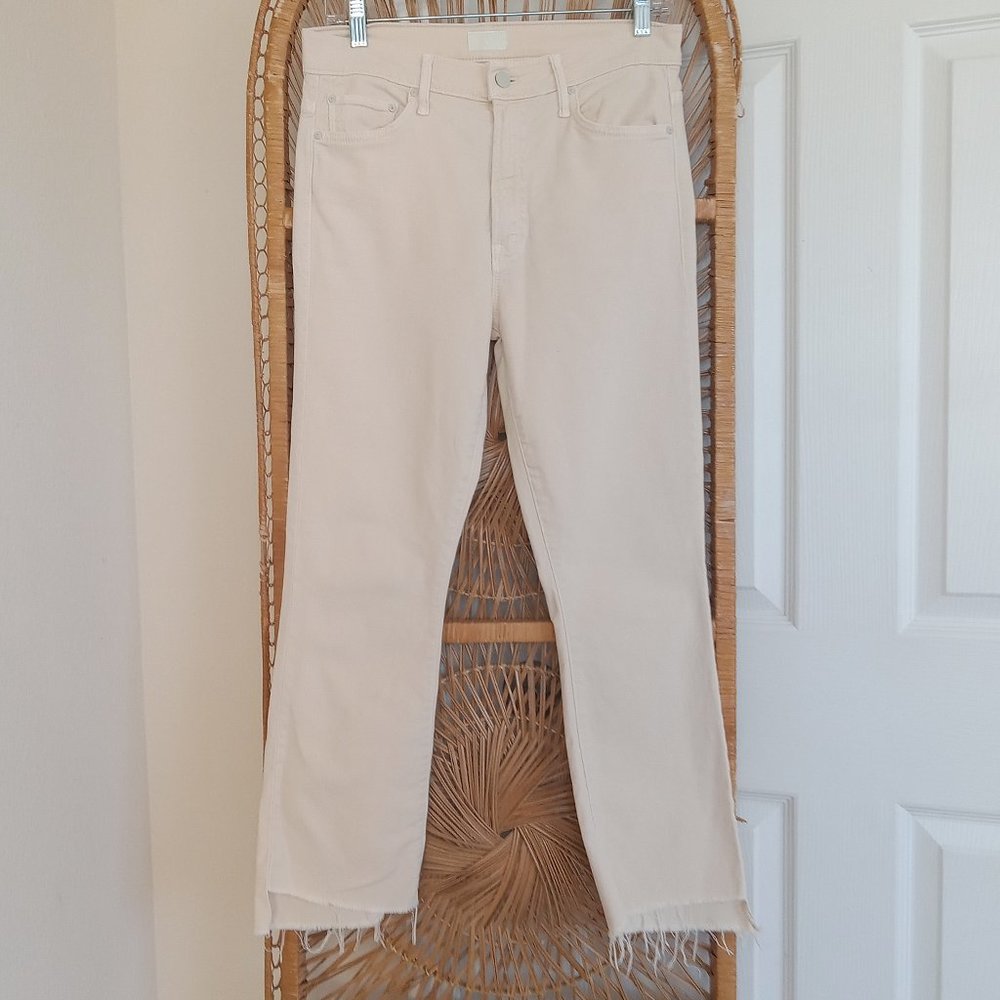 MOTHER Denim The Insider Crop Step Fray in Chalk Ivory